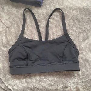 Lululemon size 4 sports bra